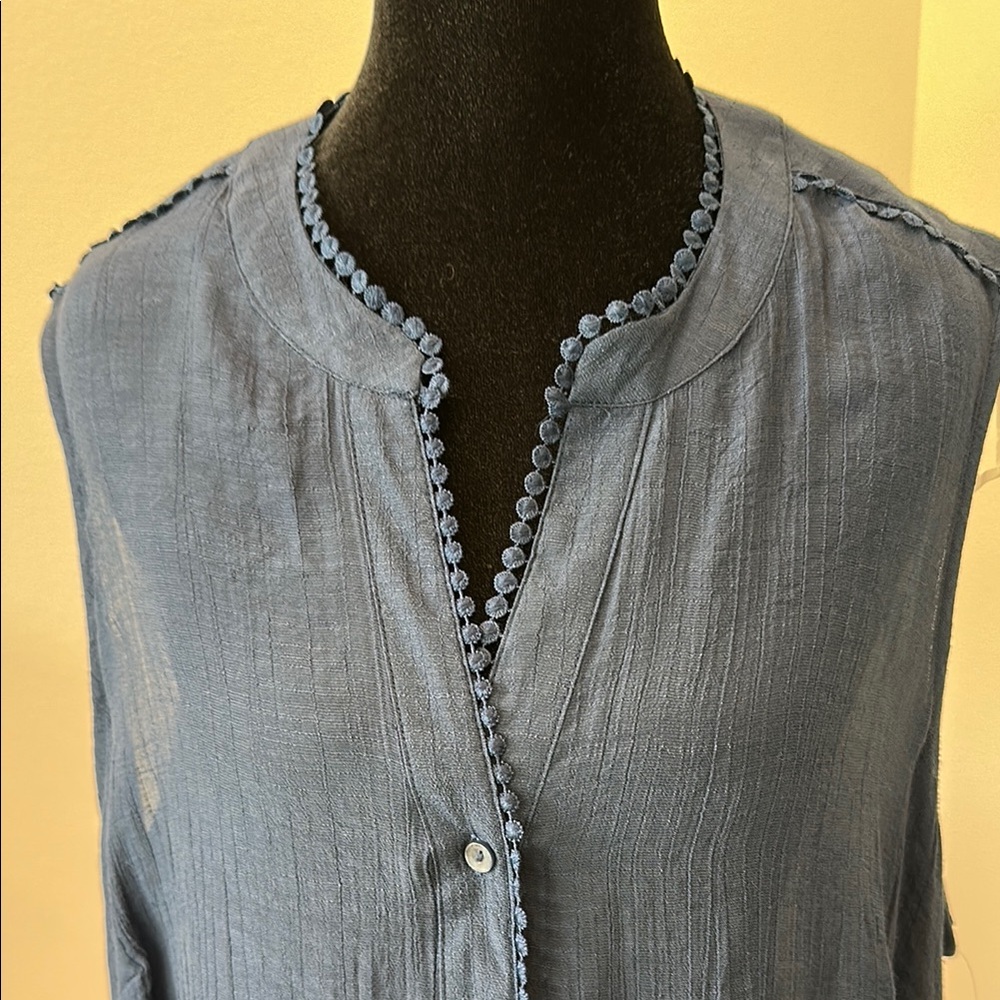 NWT- Sleeveless Navy Button-Down Tunic - Picture 2 of 14